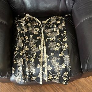 Victoria's Secret Black and Gold Chemise
